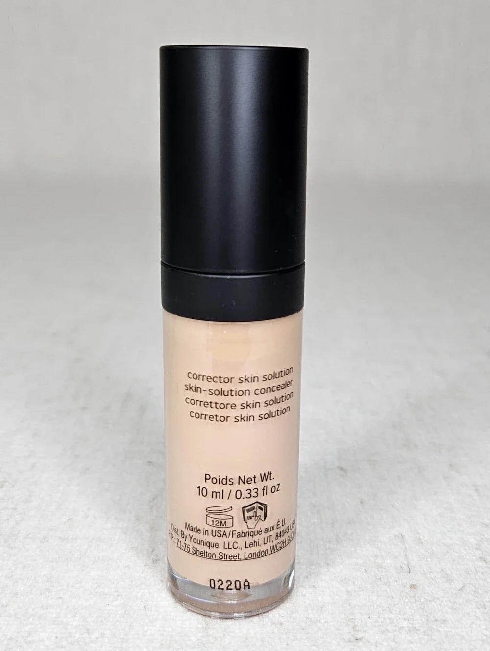 NIB Younique Touch Skin Solution Concealer  Corrector Chiffon 0.33 fl oz/10 ml